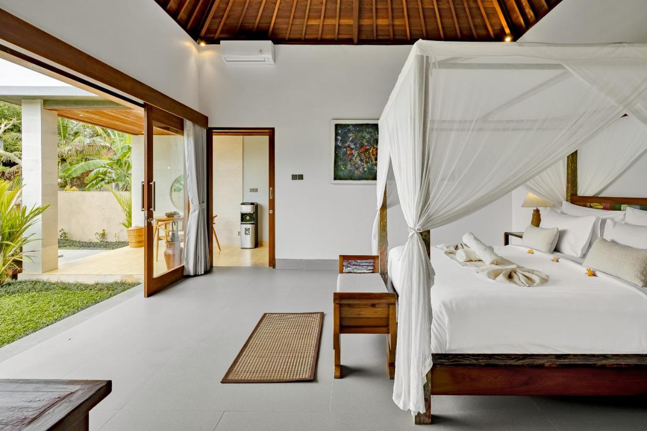 Suarga Loka Ubud Villa ภายนอก รูปภาพ