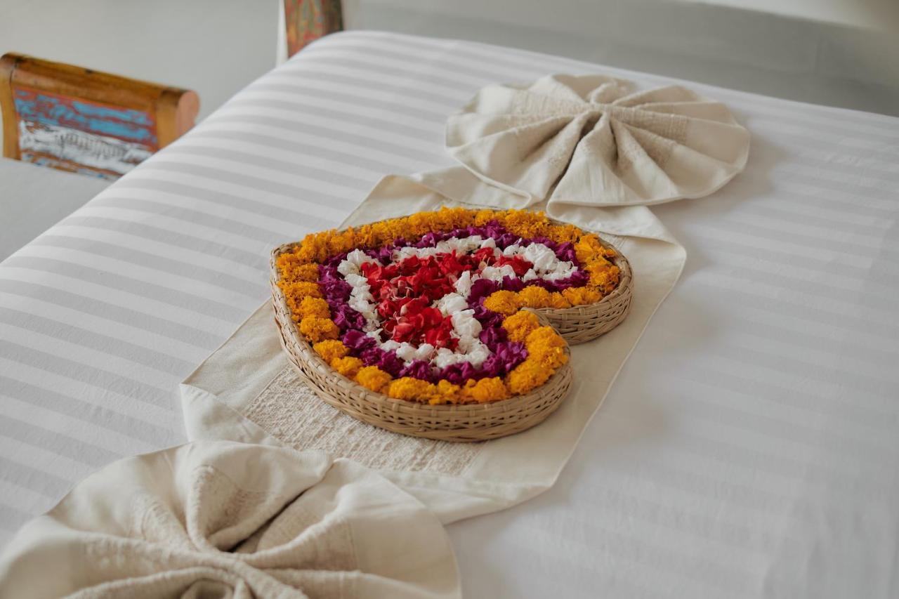 Suarga Loka Ubud Villa ภายนอก รูปภาพ