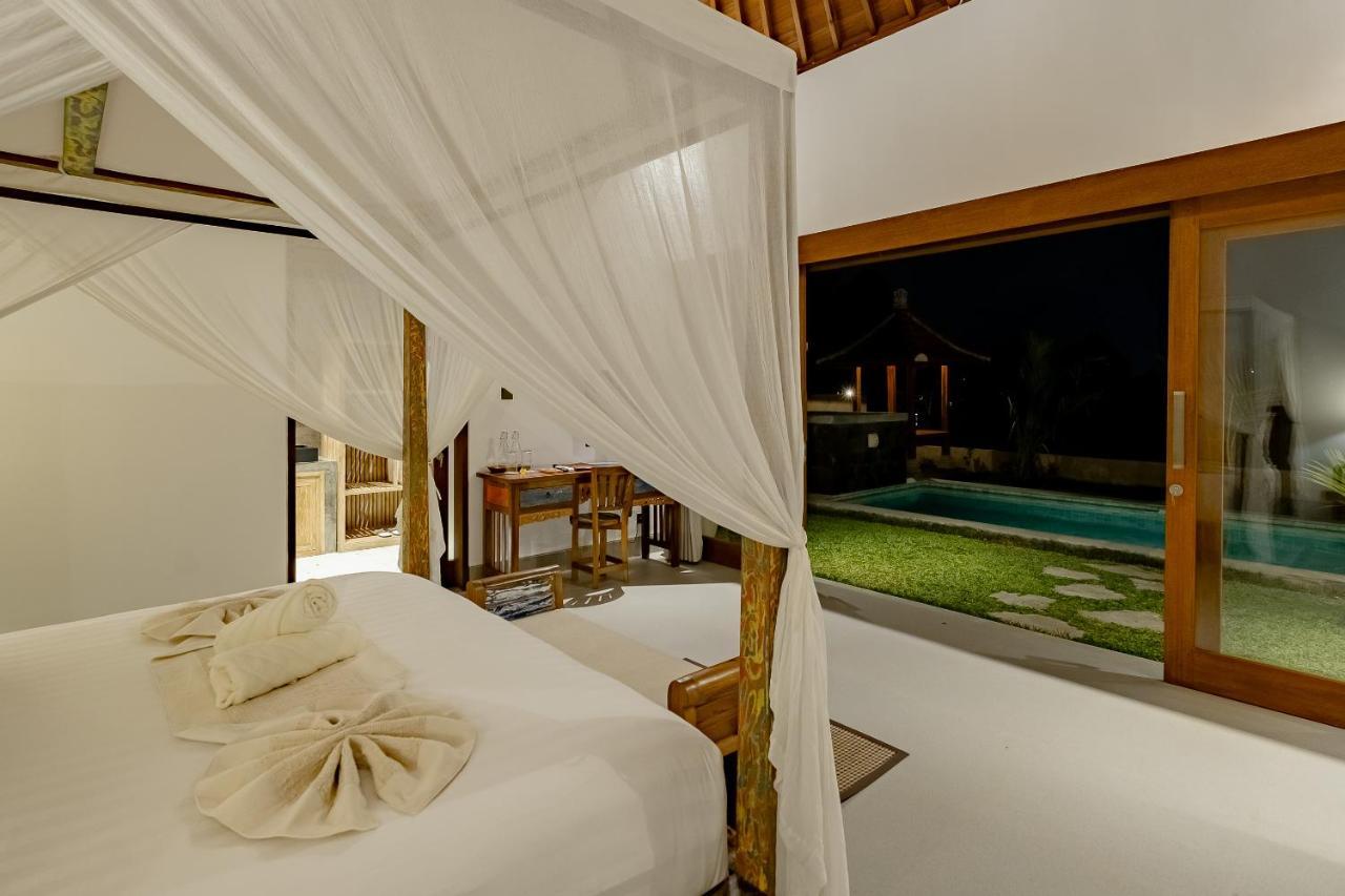 Suarga Loka Ubud Villa ภายนอก รูปภาพ