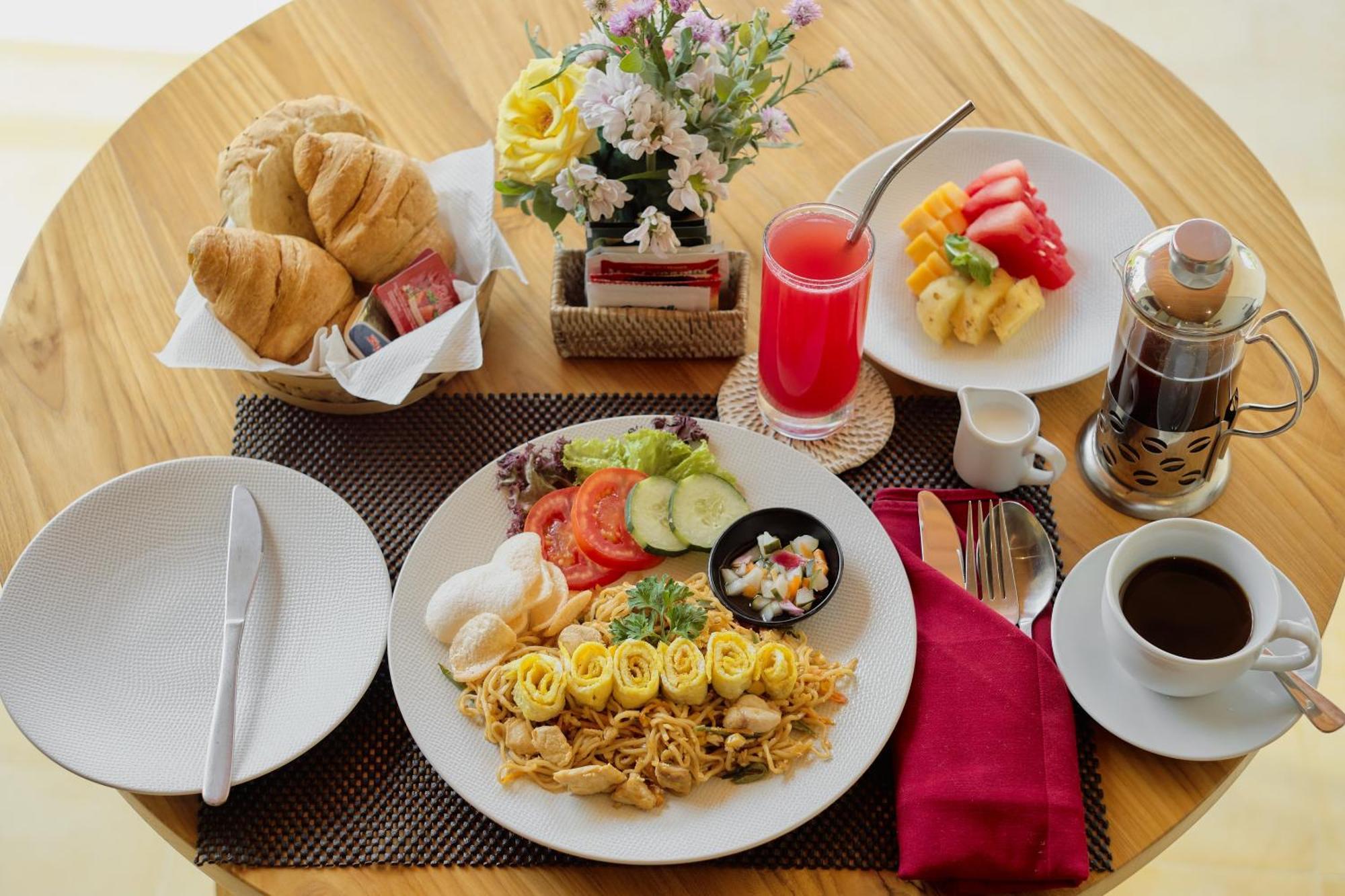 Suarga Loka Ubud Villa ภายนอก รูปภาพ